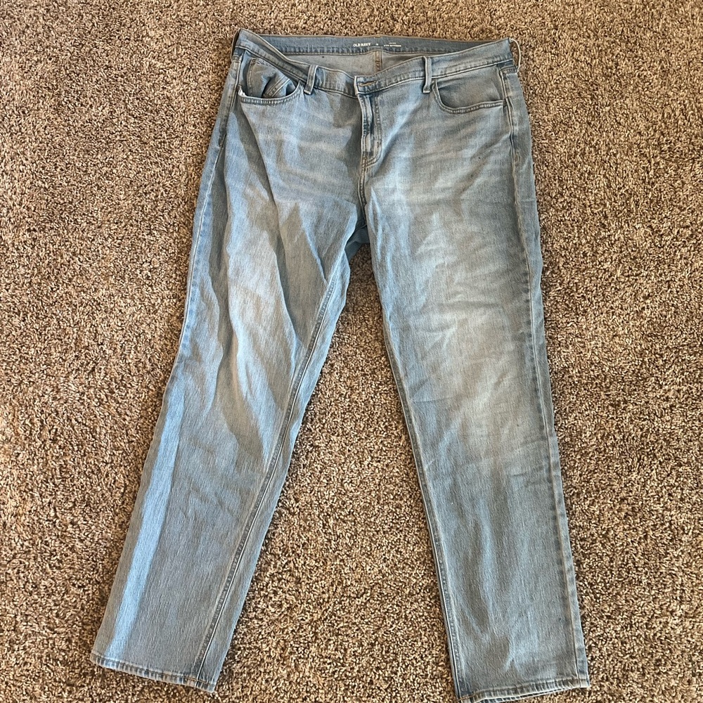 Old Navy Mid-rise, WOW boyfriend light wash jeans. Size 18. ❗️RUNS BIG❗️
